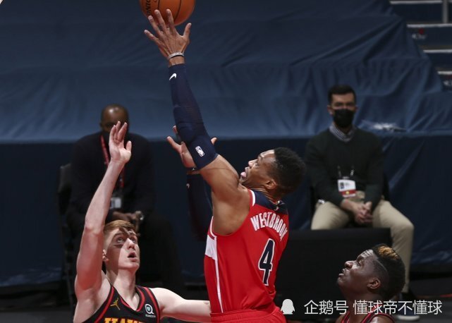  特雷杨超远三分准绝杀老鹰险胜奇才结束连败